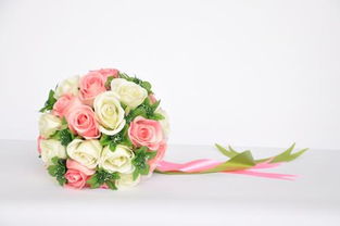 神奇花藝坊與真花較量 婚慶禮品行業(yè)再添繽紛色彩